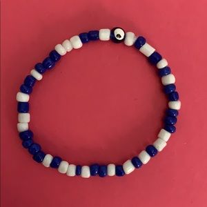 blue/white evil eye bracelet